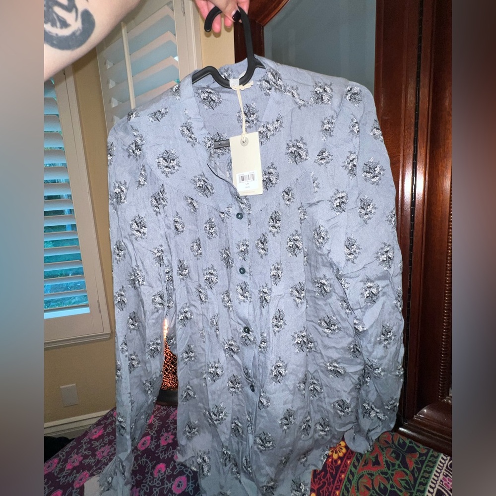 Lucky Brand Floral Button-Up Shirt (L)